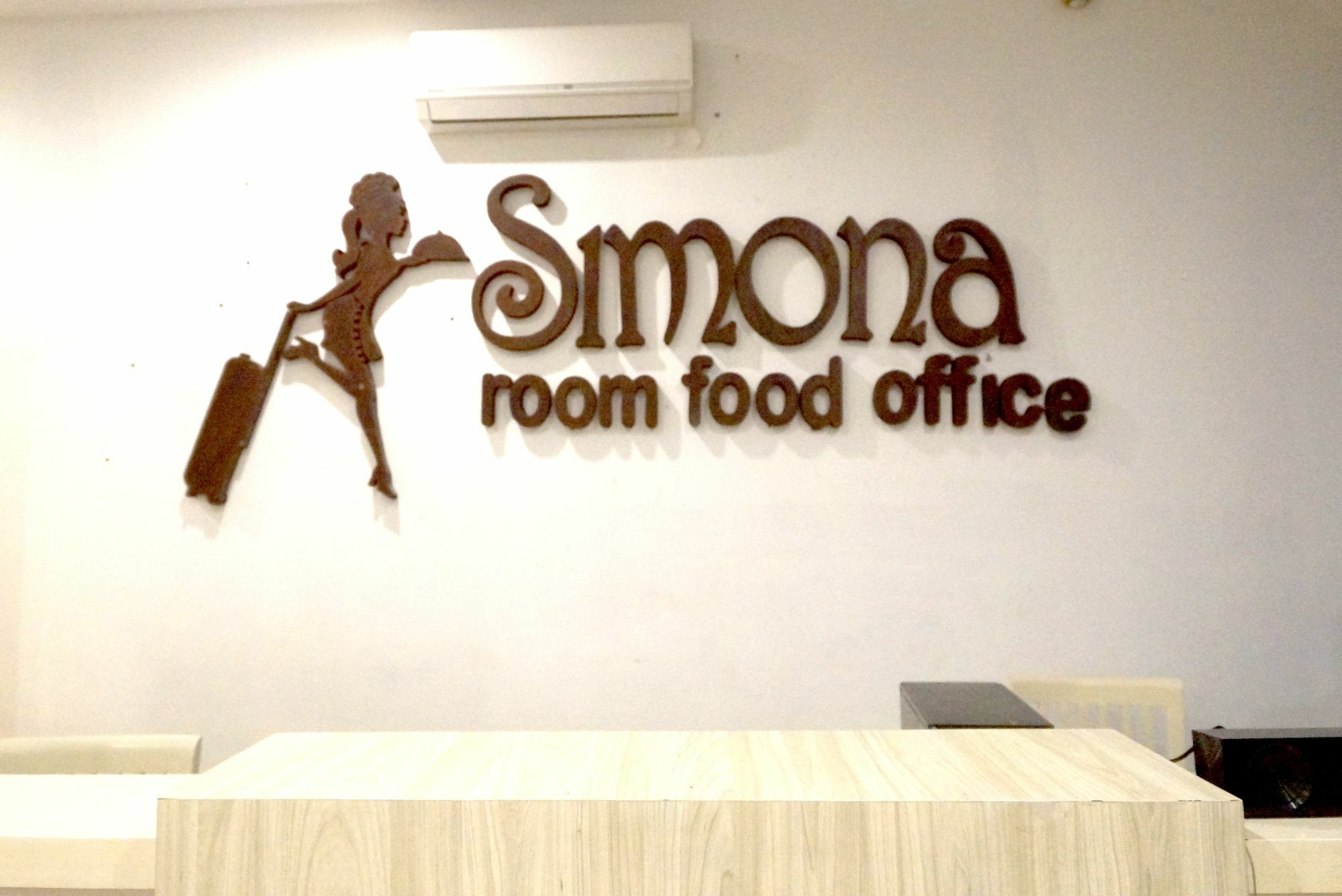 Oyo 1489 Simona Hotel Kerobokan Exterior foto